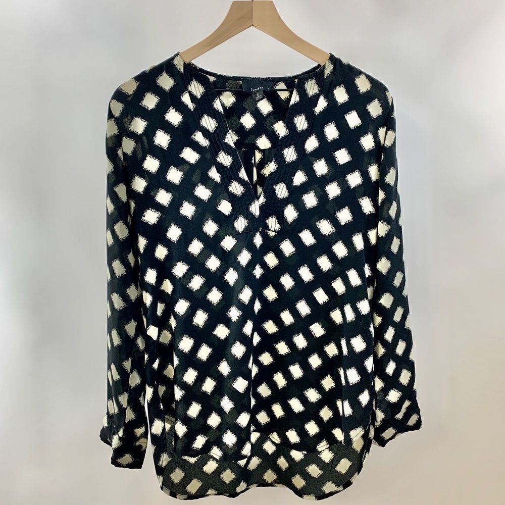 Lumiere Flowy Hi-Low Blouse Black White Small Long Sleeve Shirt
